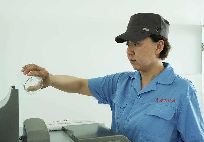 實(shí)驗(yàn)室化驗(yàn)設(shè)備