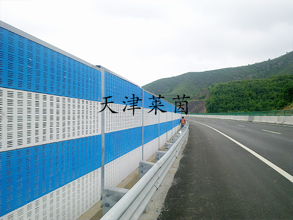 <a href=http://m.vzwtcom.cn/news_article?news_id=114>高速聲屏障</a>