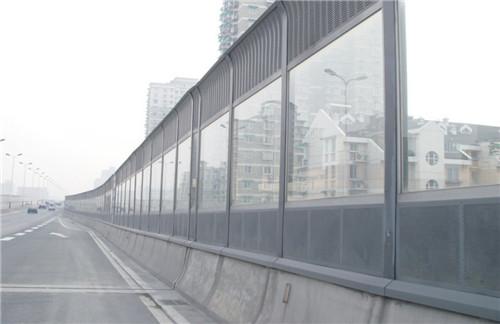 <a href=http://m.vzwtcom.cn/news_article?news_id=133>公路聲屏障</a>